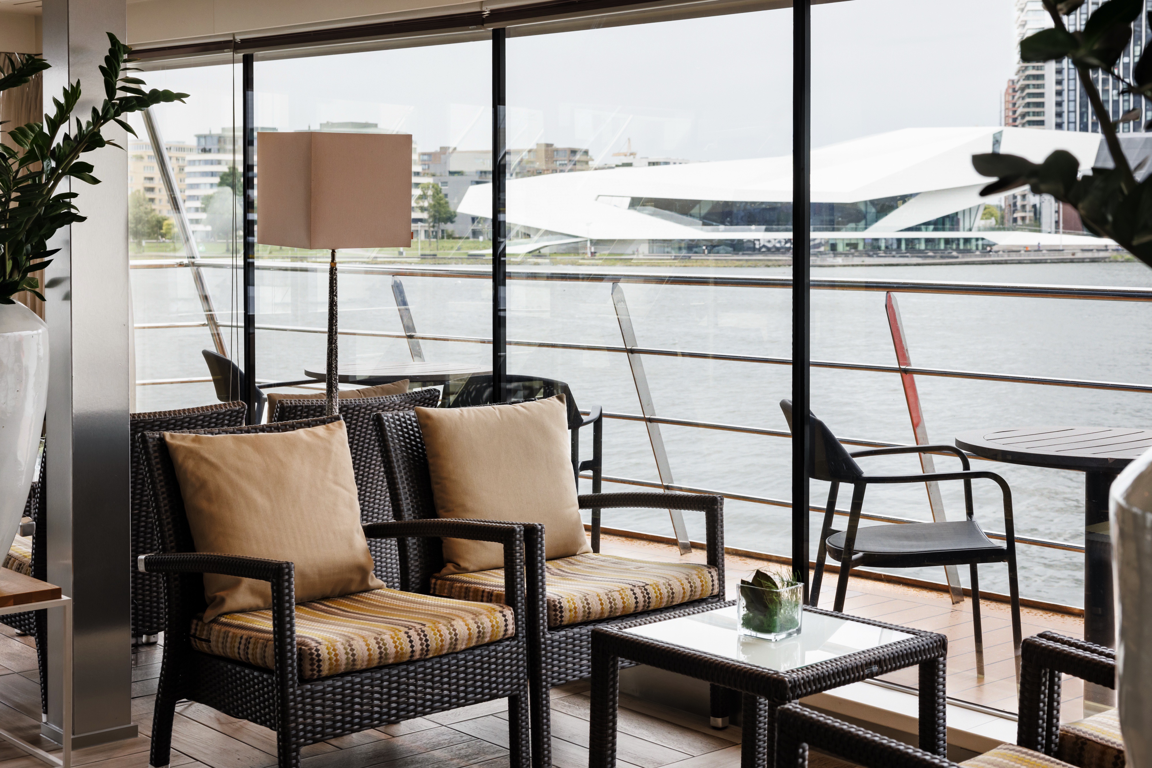 Avalon Imagery II - Club Lounge